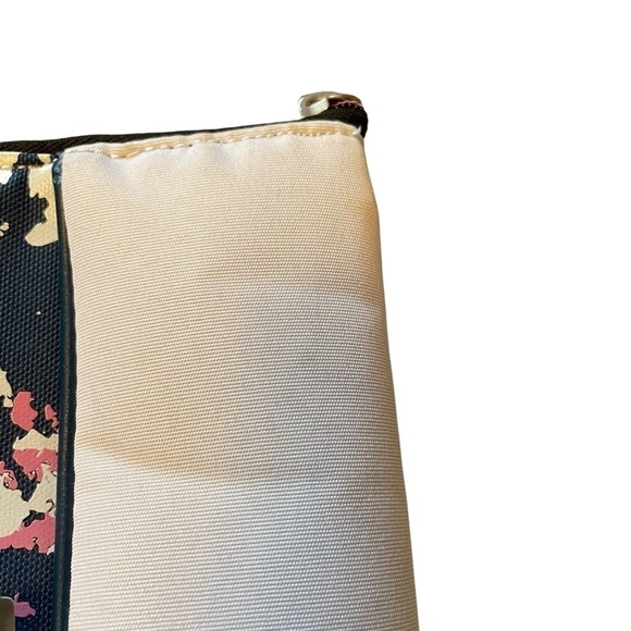 Callaway Large Ladies Tote Bag NWT-Zipper top Closure-3 Internal Pockets-Key Fob - Picture 11 of 11